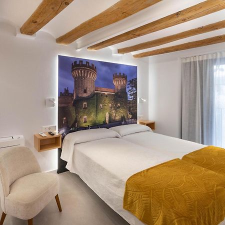 C&C Apartments Figueres  Dış mekan fotoğraf