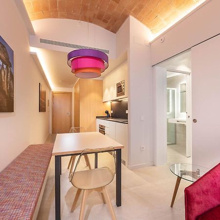 C&C Apartments Figueres  Dış mekan fotoğraf