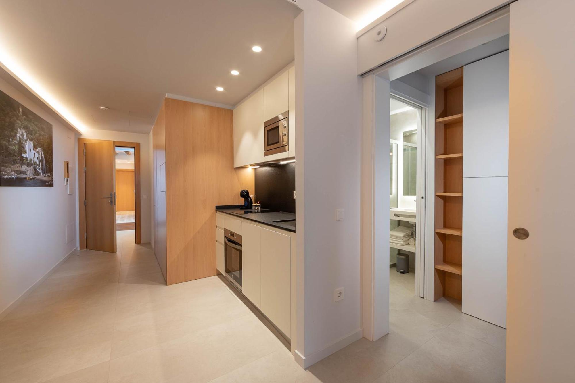C&C Apartments Figueres  Dış mekan fotoğraf