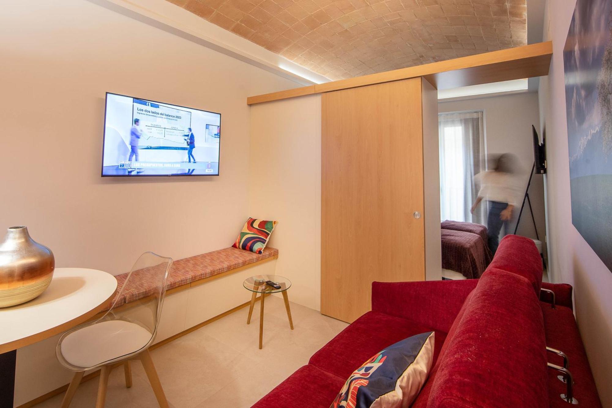 C&C Apartments Figueres  Dış mekan fotoğraf