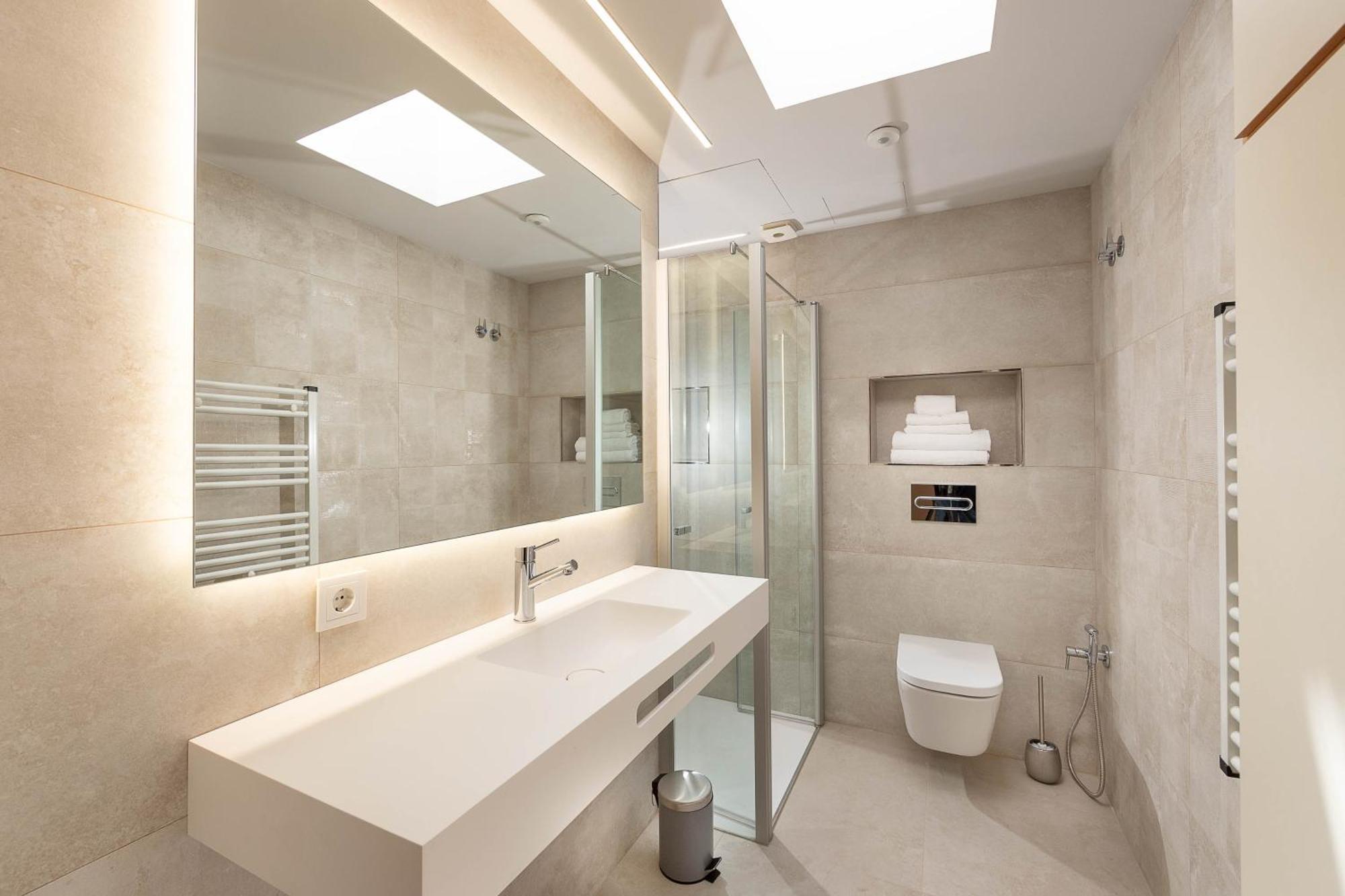 C&C Apartments Figueres  Dış mekan fotoğraf