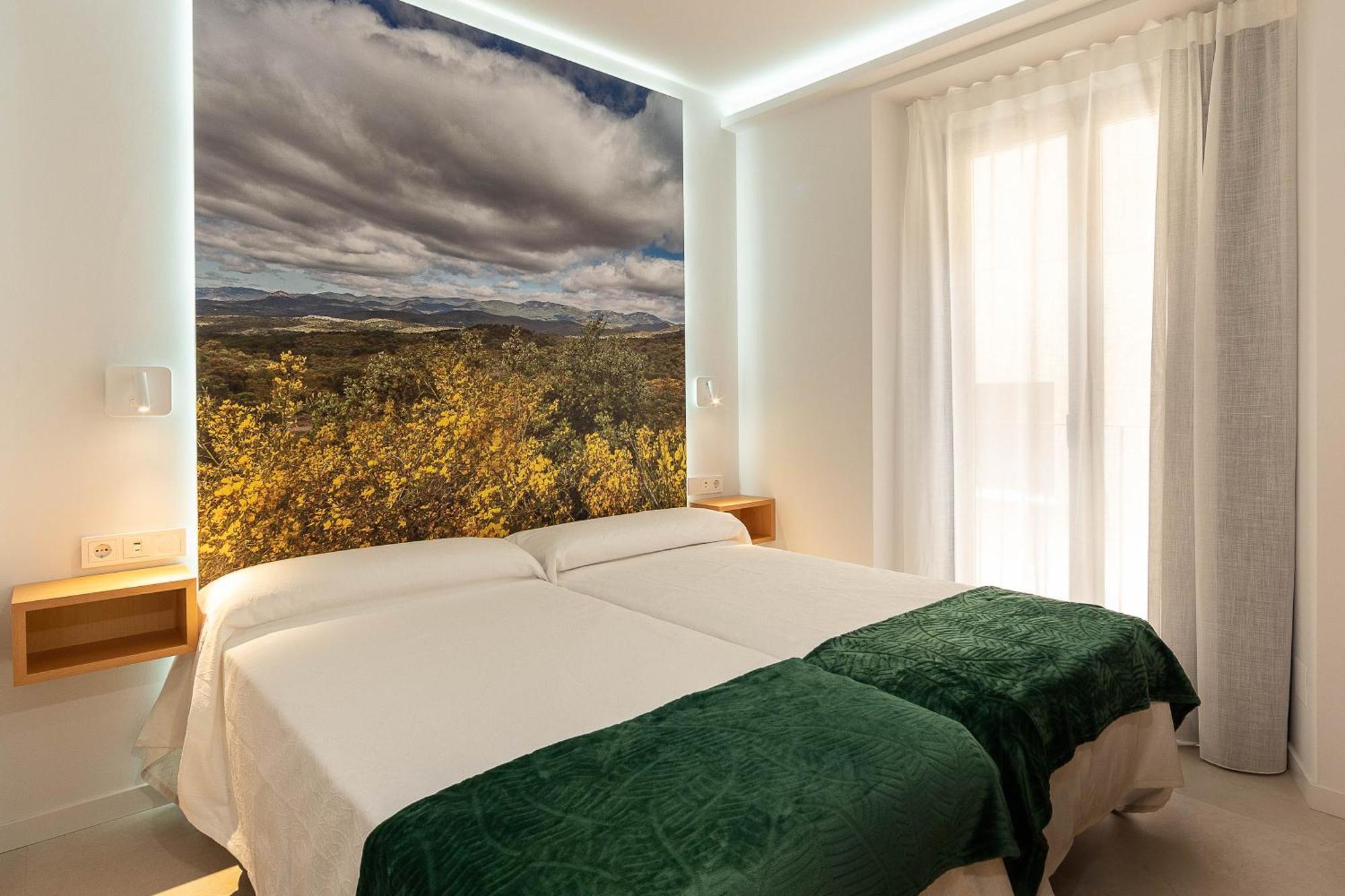 C&C Apartments Figueres  Dış mekan fotoğraf
